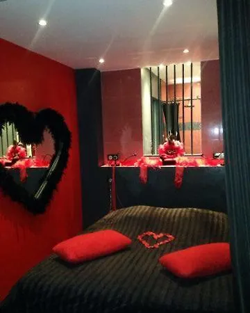 شقة La Cage Village Naturiste آجد