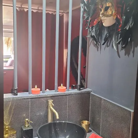 Apartment La Cage Village Naturiste