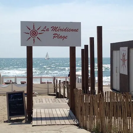 La Cage Village Naturiste 아파트 아그