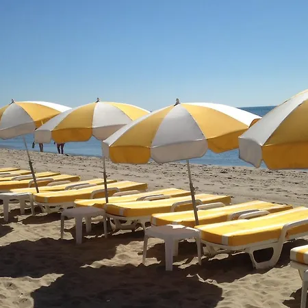 아파트 La Cage Village Naturiste 아그